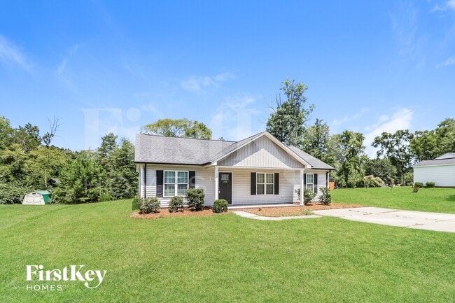 Building Photo - 284 Southcircle Dr NW