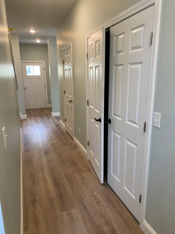 Building Photo - 45 Robin Wy