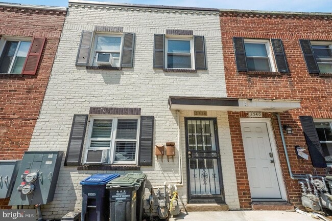 Building Photo - 2538 9th St NW