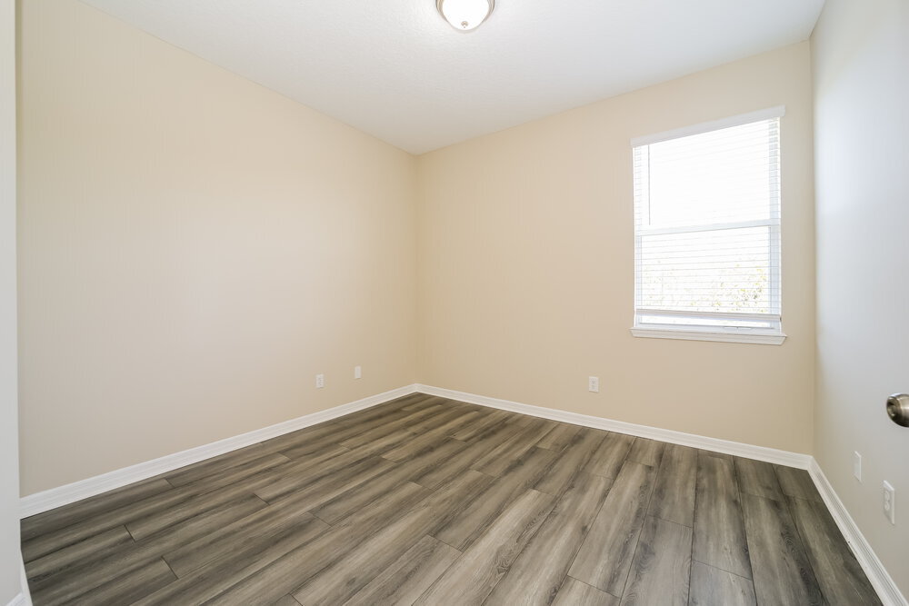 Building Photo - 731 E Red House Branch Rd