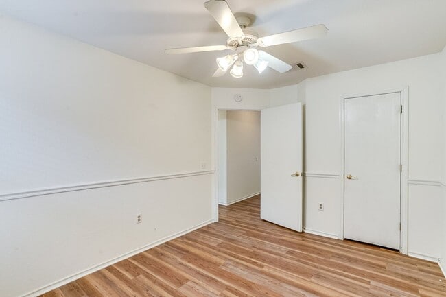 Building Photo - 1505 Strickland Dr