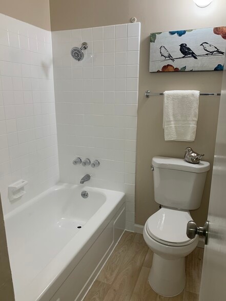 Building Photo - 1919 Ygnacio Valley Rd