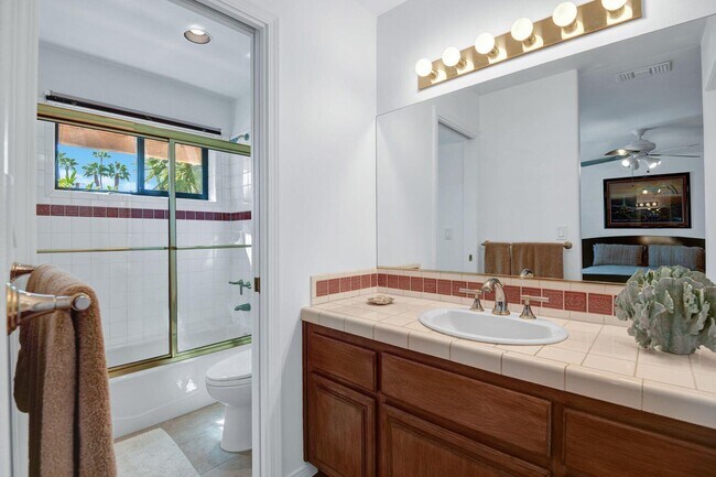 Building Photo - 71138 Patricia Park Pl