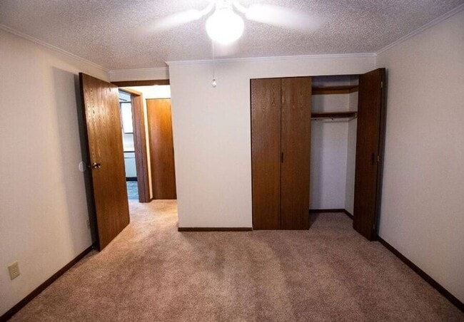 Building Photo - 552 Cedar Gate Ct