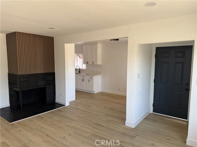 Building Photo - 8930 Boxwood Ave