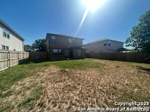 Building Photo - 2221 Lakeline Dr