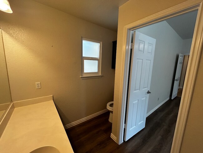Building Photo - Move-In Ready 3BR/2BA in Round Rock - Enjoy One Month Free Rent When You Move In by November