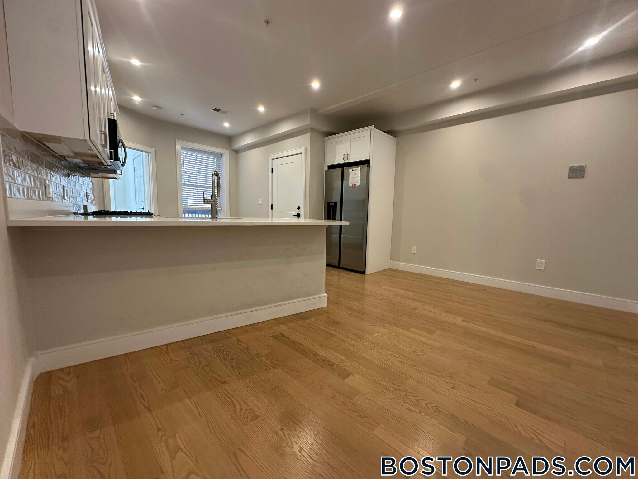 Building Photo - 161 Allston St