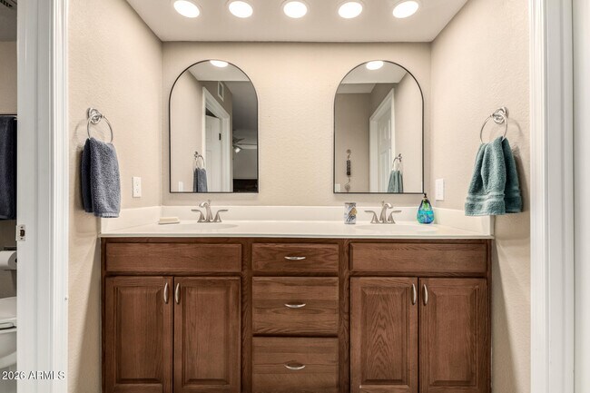 Building Photo - 475 Leisure World