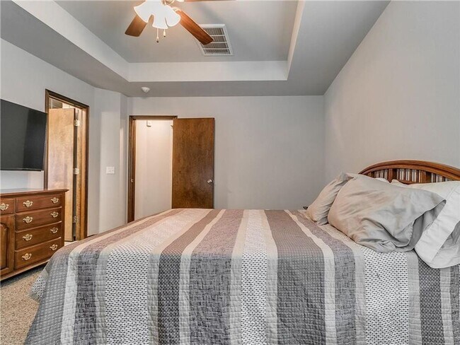 Building Photo - Welcome to this amazing home situated on a...