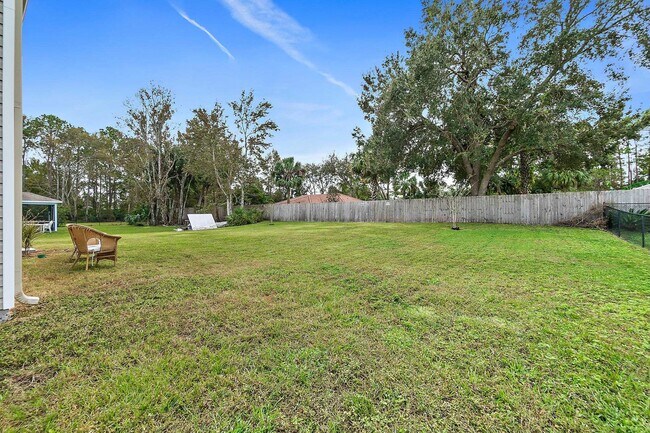 Building Photo - 10 Pickcane Ln