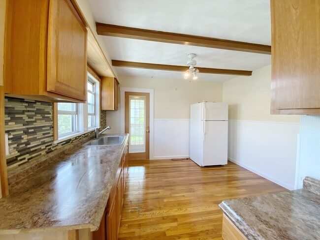 Primary Photo - 9 Cresthill Rd