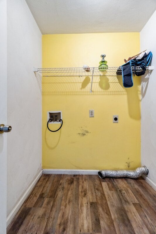 Building Photo - 1864 Abbotsbury Way