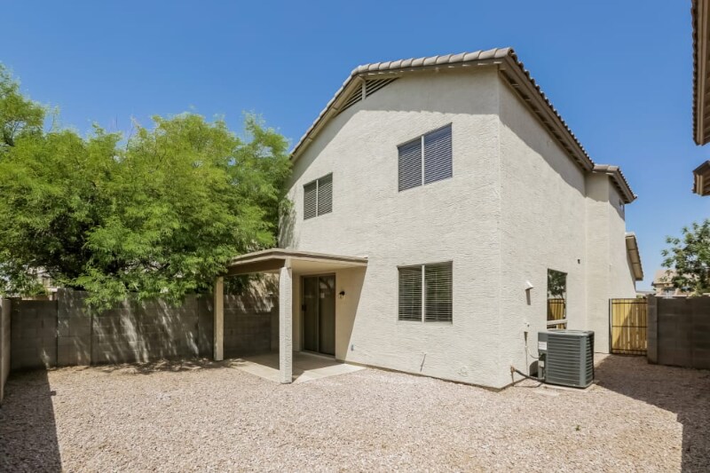 Building Photo - 2140 N 30th St