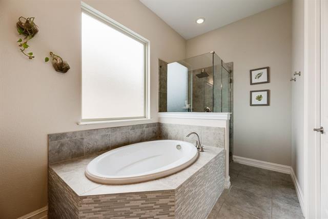 Building Photo - 11112 Progreso St