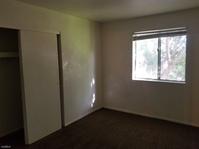 Building Photo - 3 br, 2 bath Condo - 16602 North 25th Stre...