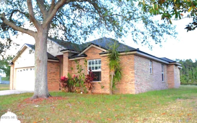 Building Photo - 9338 Prosperity Lake Dr