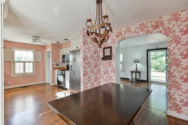 Building Photo - 511 Cannons Ln