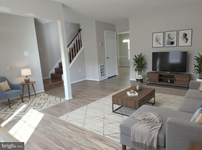 Building Photo - 5510 La Cross Ct