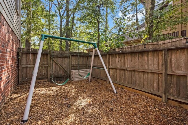 Building Photo - 231 E Golden Arrow Cir