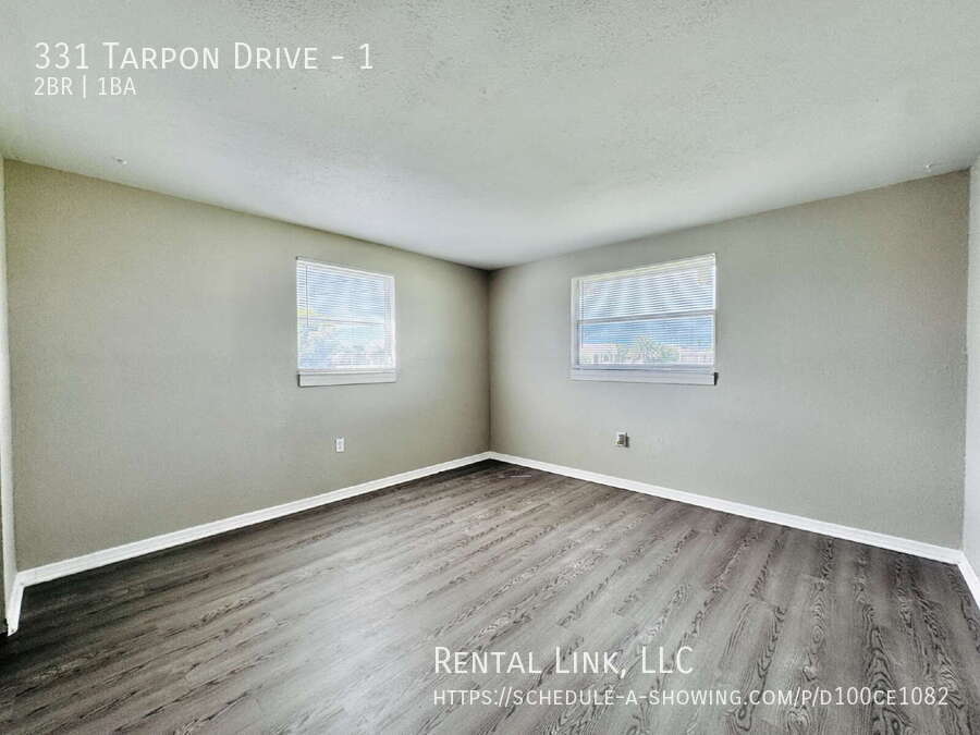 Building Photo - 331 Tarpon Dr