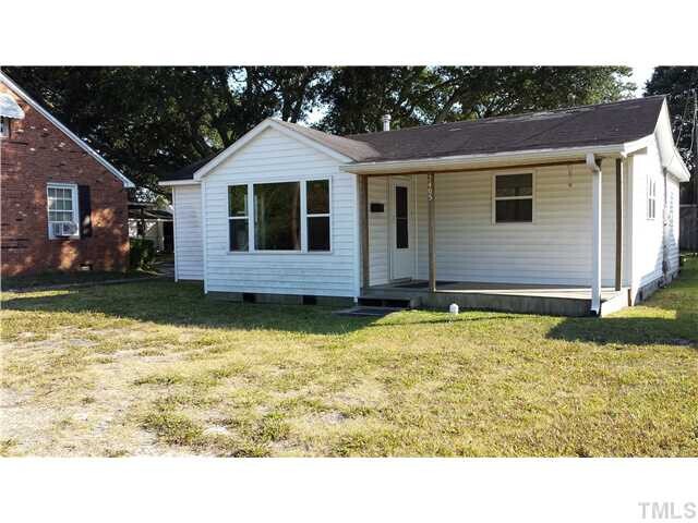 Building Photo - 2405 Bay St