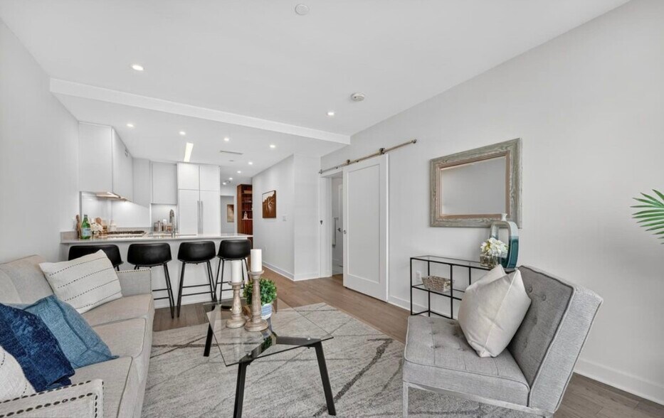 Building Photo - 37 L St SE