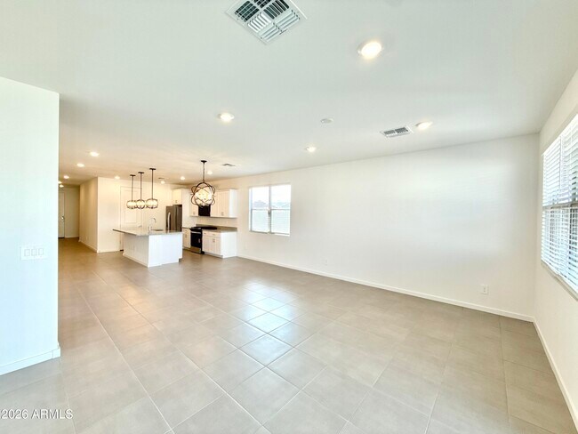 Building Photo - 17346 W Eva St