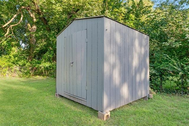 Building Photo - 660 16th NE