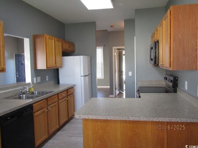 Building Photo - 1103 Checkerberry St