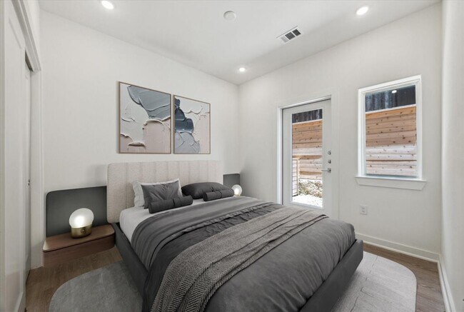 Building Photo - 4802 N Congress Ave