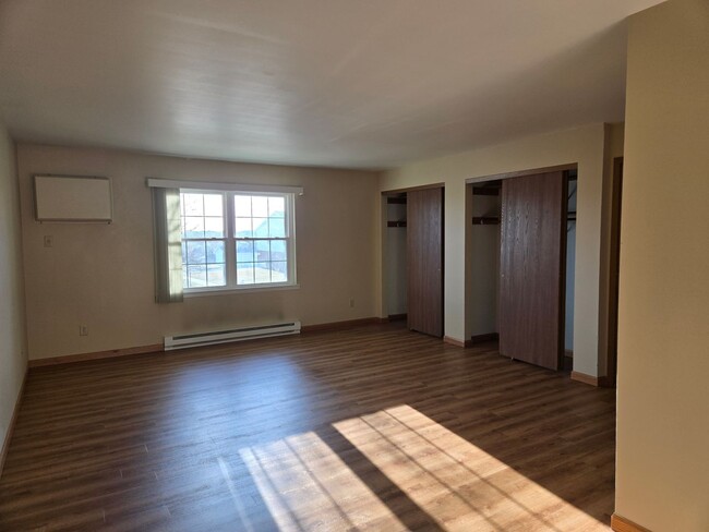 Building Photo - 2228 Sylvan Way