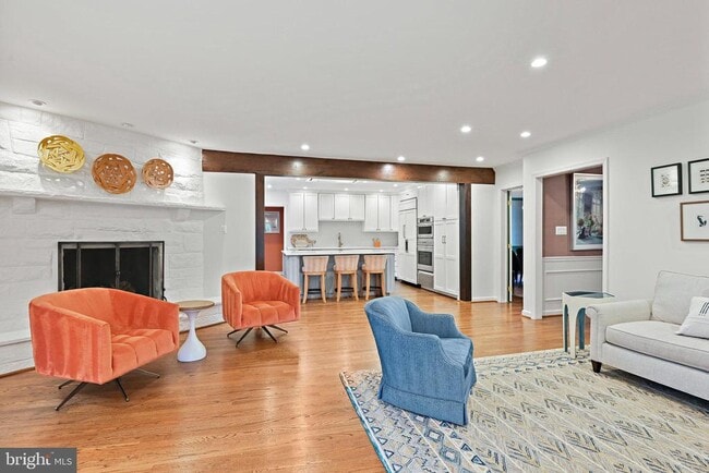 Building Photo - 1107 Savile Ln