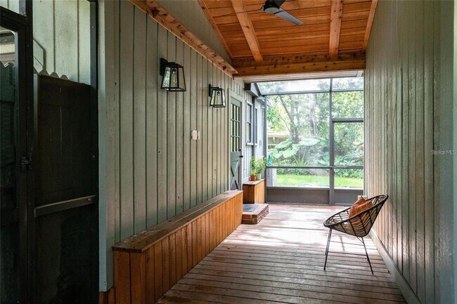 Building Photo - 8303 N River Oaks Ct