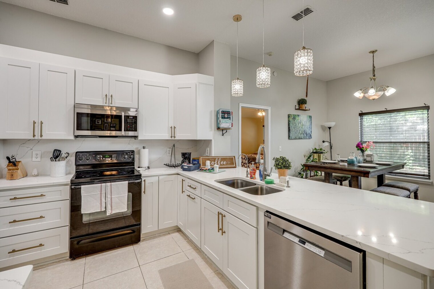 Building Photo - 3812 Tallcott Dr