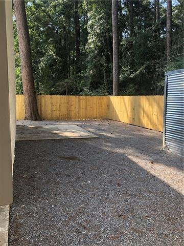 Peaceful Enclosed Yard - 19435 Slemmer Rd