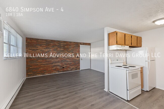 Building Photo - 6840 Simpson Ave