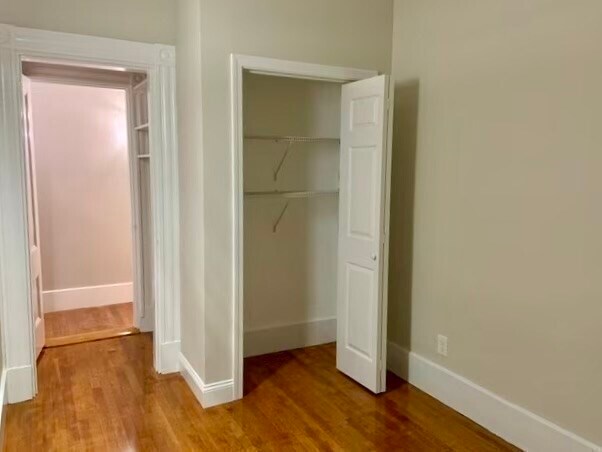 Building Photo - 91 Walnut St