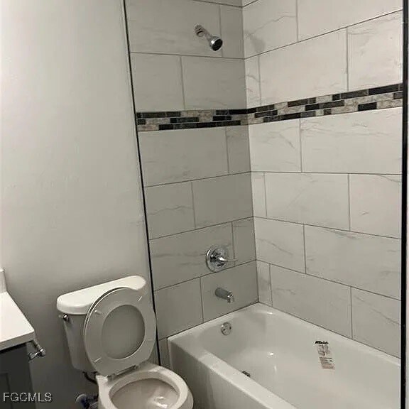 Building Photo - 6062 Laurelwood Dr