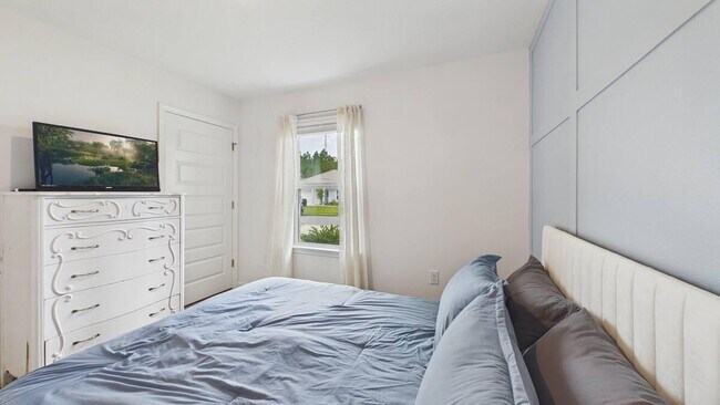 Building Photo - 235 Gray Owl Dr