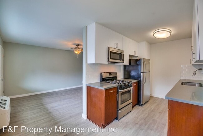 Building Photo - 4151 Arizona St