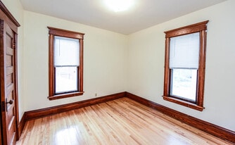 Building Photo - 802 5th Street Northeast