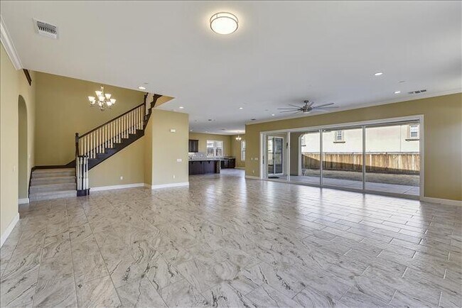 Building Photo - 4489 Snowberry Ct