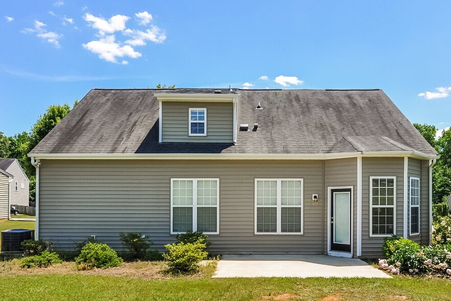 Building Photo - 353 Collinsworth Dr