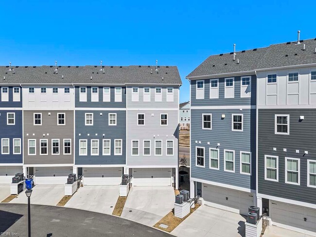 Building Photo - 9683 Shore Dr