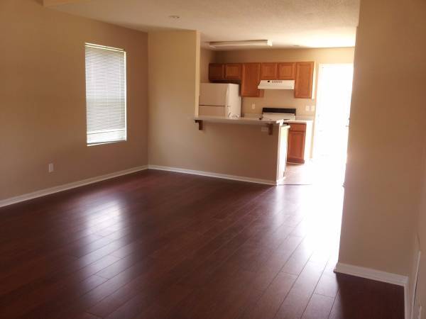 Building Photo - 5339 Ponderosa St.