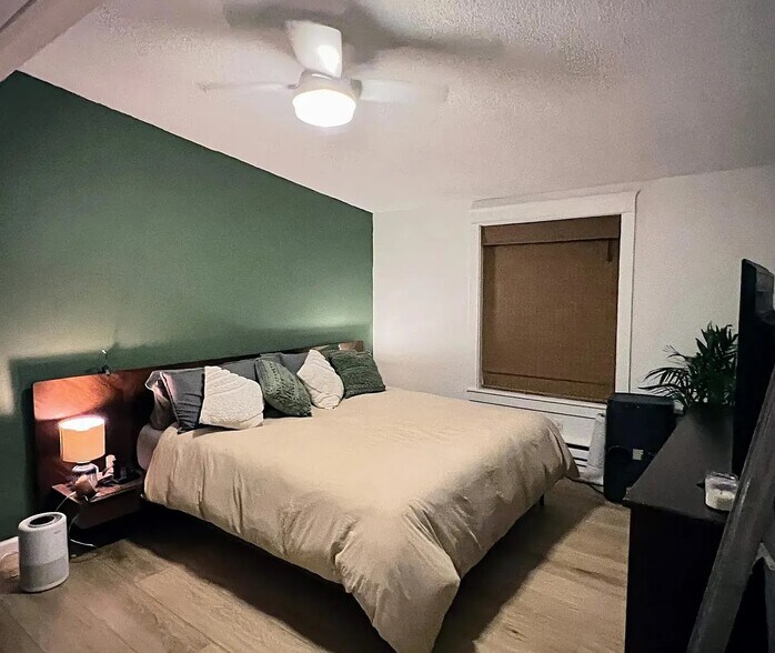 Building Photo - 3517 57th Ave NW