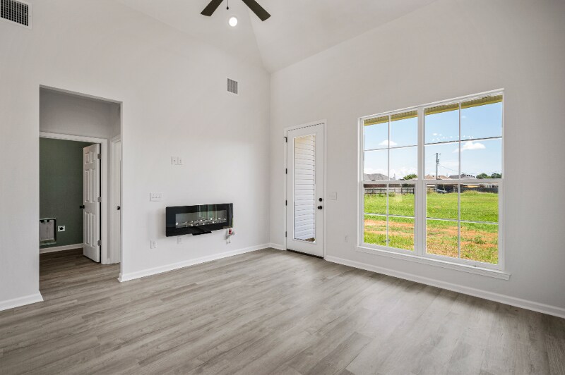 Building Photo - 206 Jax Sq