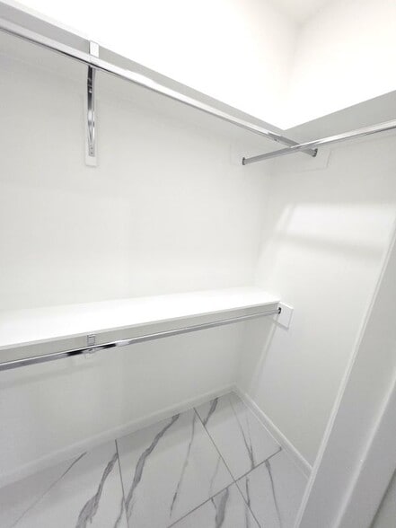 Building Photo - 3201 Magdalena St