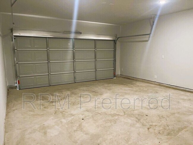 Building Photo - 1555 Rd 5728